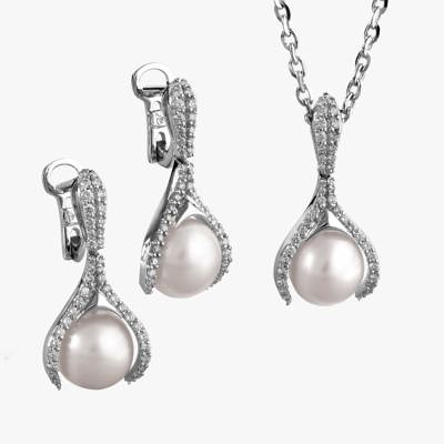 Elizabeth Diamond and Pearl Jewelry Half Set